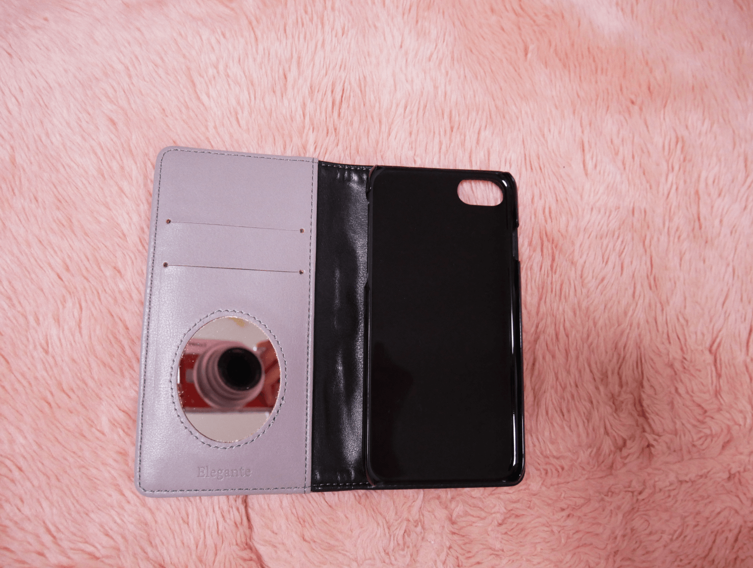 Eleganteの手帳型スマホケース