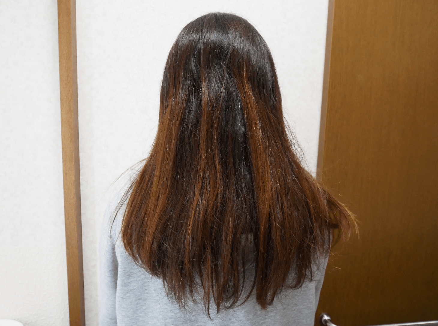 妹の髪ビフォー