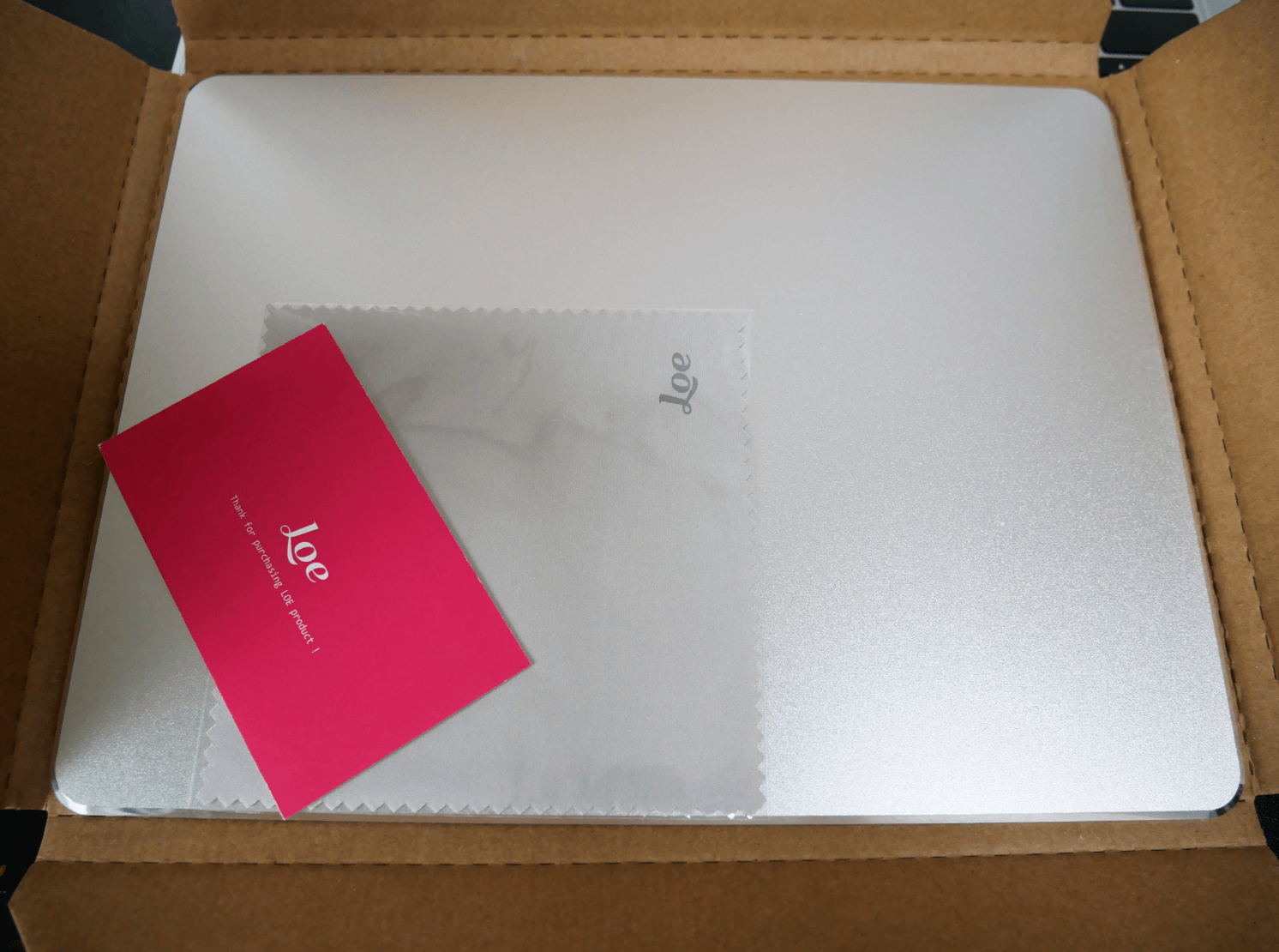 アルミ製マウスパッドの中身
