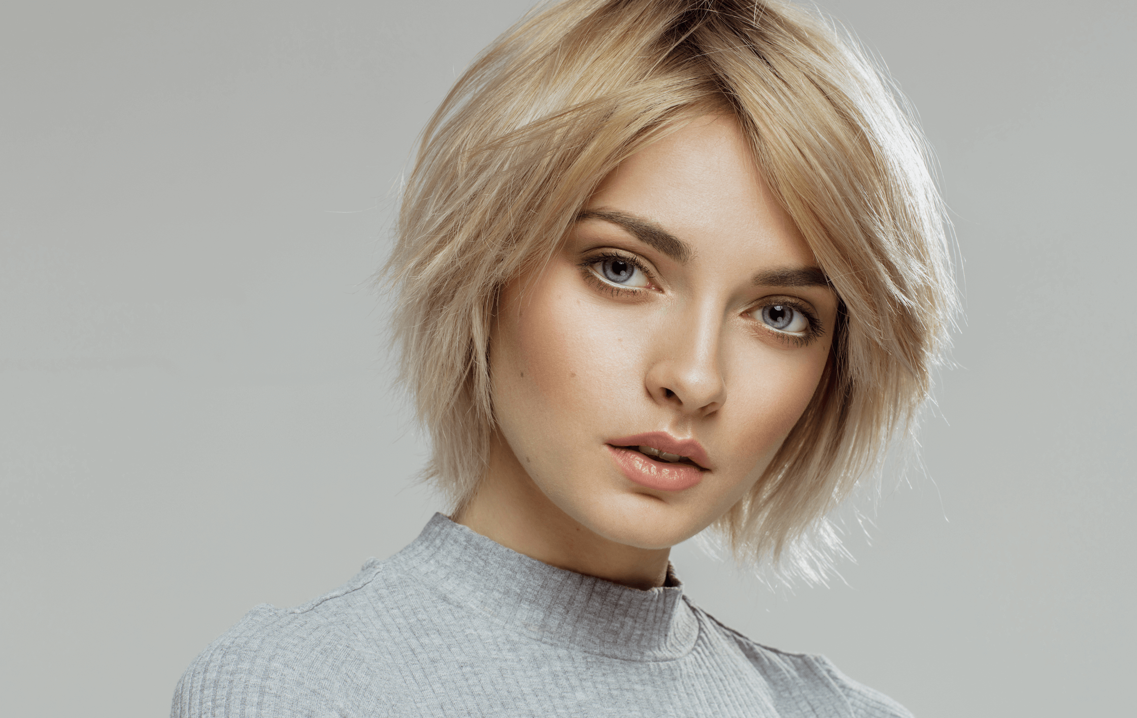 これがないと外に出れない！ショートヘアでも寝ぐせがおさまるSALONIAのストレートアイロンをご紹介！